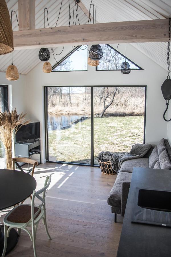 Paerli Puhkemaja / Pearl Riverside House Pudisoo 외부 사진